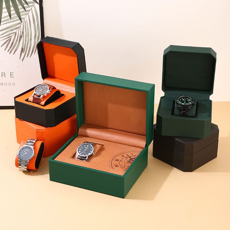 Caixas de luxo para relógios e presentes, disponíveis em diversos estilos e cores.