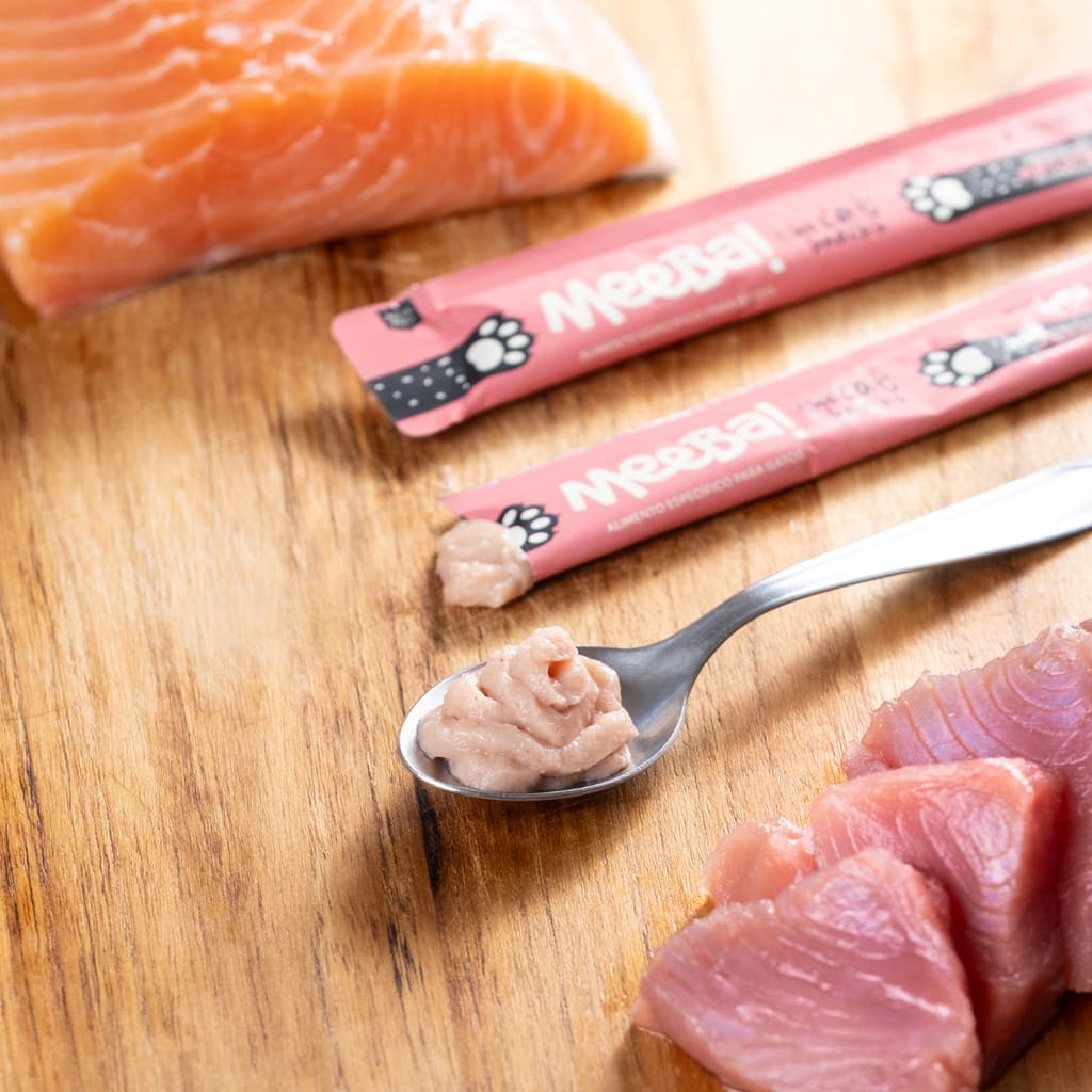 Meeba! Snack Natural Úmido P/ Gatos Atum E Salmão Tipo Churu 4x14g