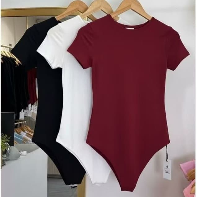 kit 1 a 3 Body Femenino Manga Curta Forro Duplo Suplex Premium Moda Gringa Verão Tendência