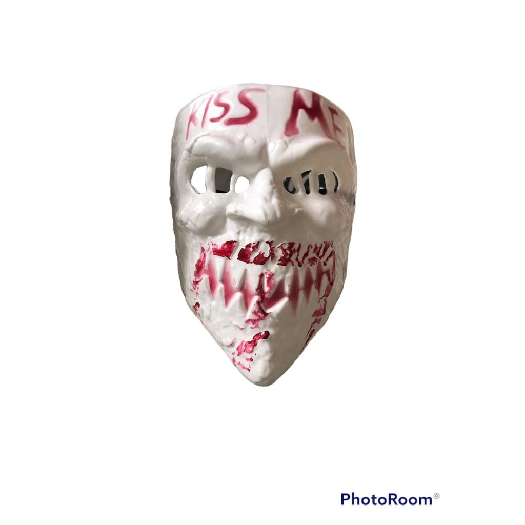 Máscara Kiss Me uma noite de crime