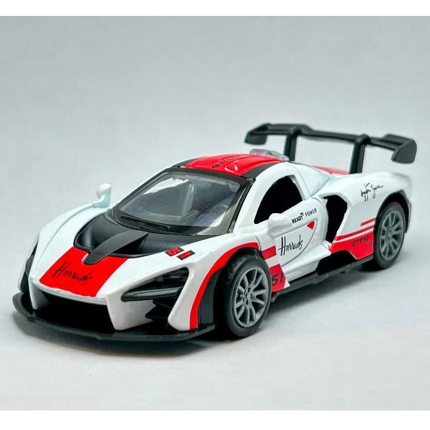 Miniatura McLaren Senna 1:32 – Detalhes Incríveis para sua Coleção!