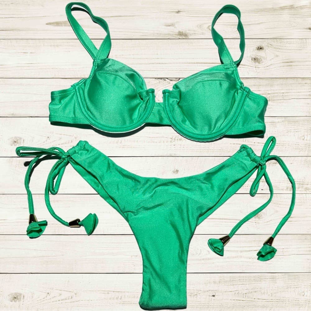 Biquíni Feminino Retro Meia Taça com Aro Calcinha Fio Duplo liso com bojo removível 4 cores Praia Verão 2024