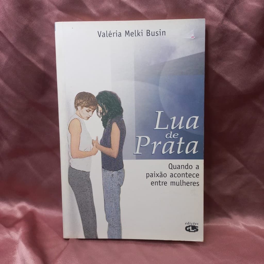 LIVRO - Lua de prata - Valéria Mello Busin