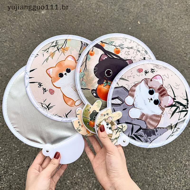 # Novo Ventilador Dobrável Portátil De Desenho Animado Criativo De Mão De Verão Fresco Disco Voador Pano De Bolso Presen