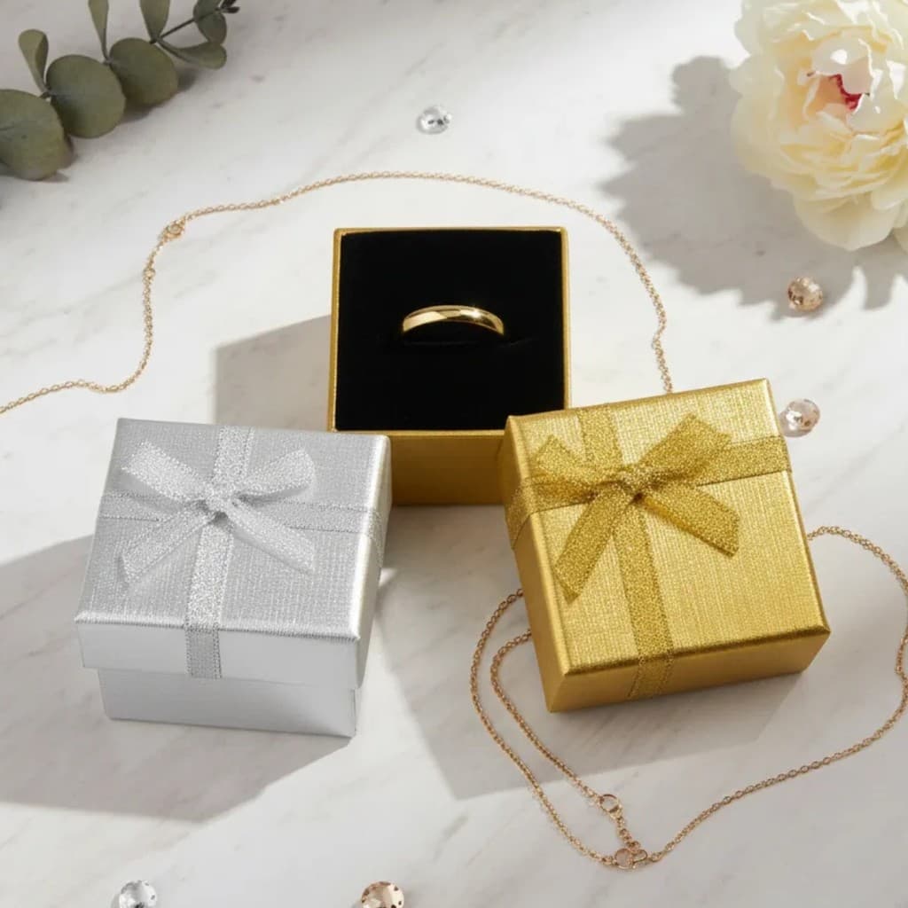 Kit 24 Caixinha De Presente para Anel Tamanho 4x4 mix Dourado e Prateado