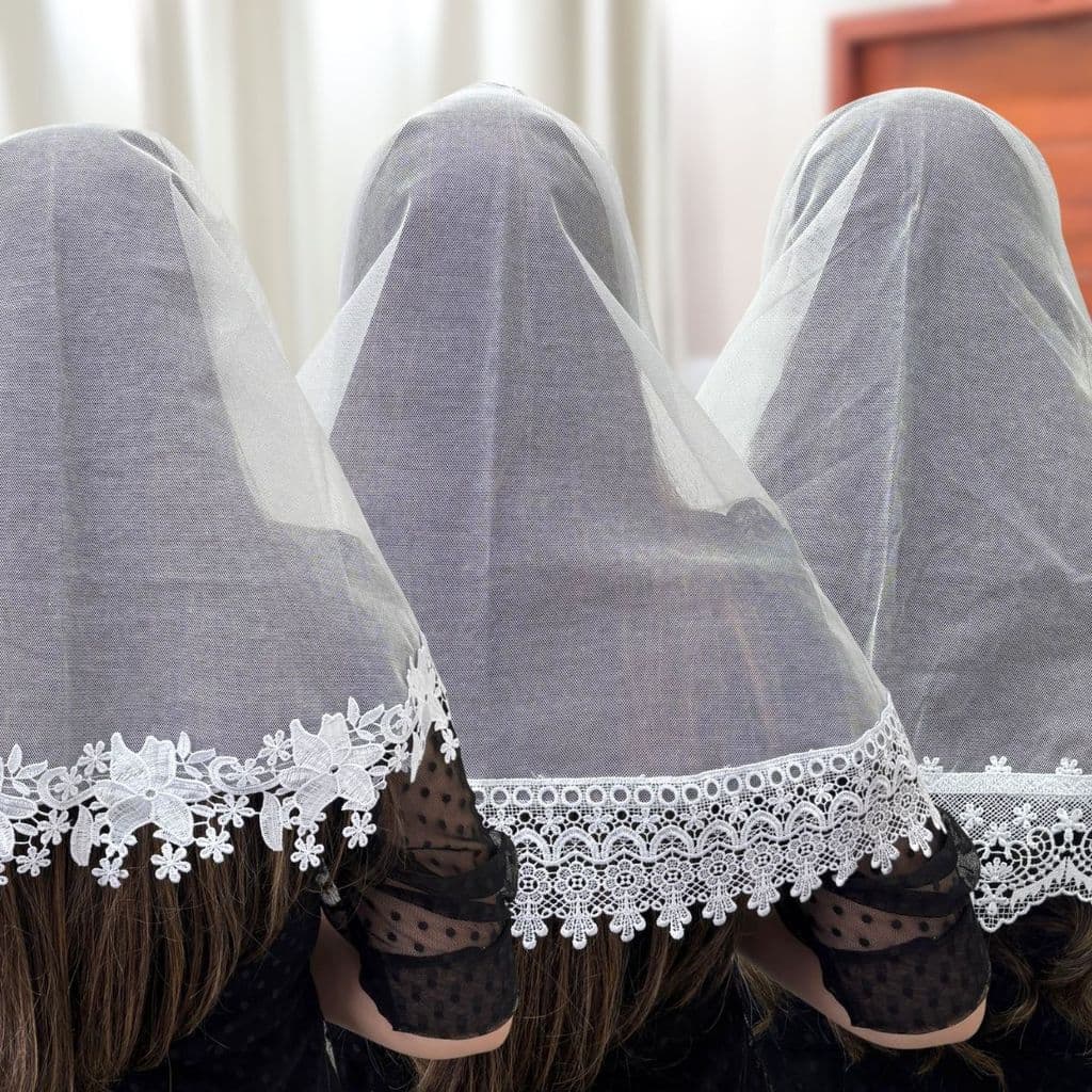 Véu Ccb Renda Guipir Adulto Aplique Floral Diversos Modelos