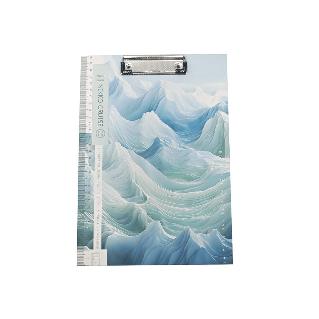 Prancheta colorido A4 com prendedor de metal e regua .MDF com desenho