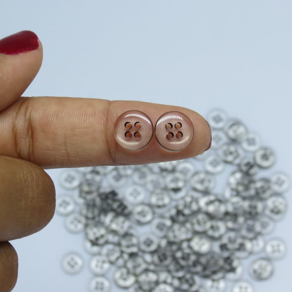 Botão Transparente Fumê 4 Furos 16L 144 Unidades para Camisaria e Artesanato Camisa (REF.  - 1879)
