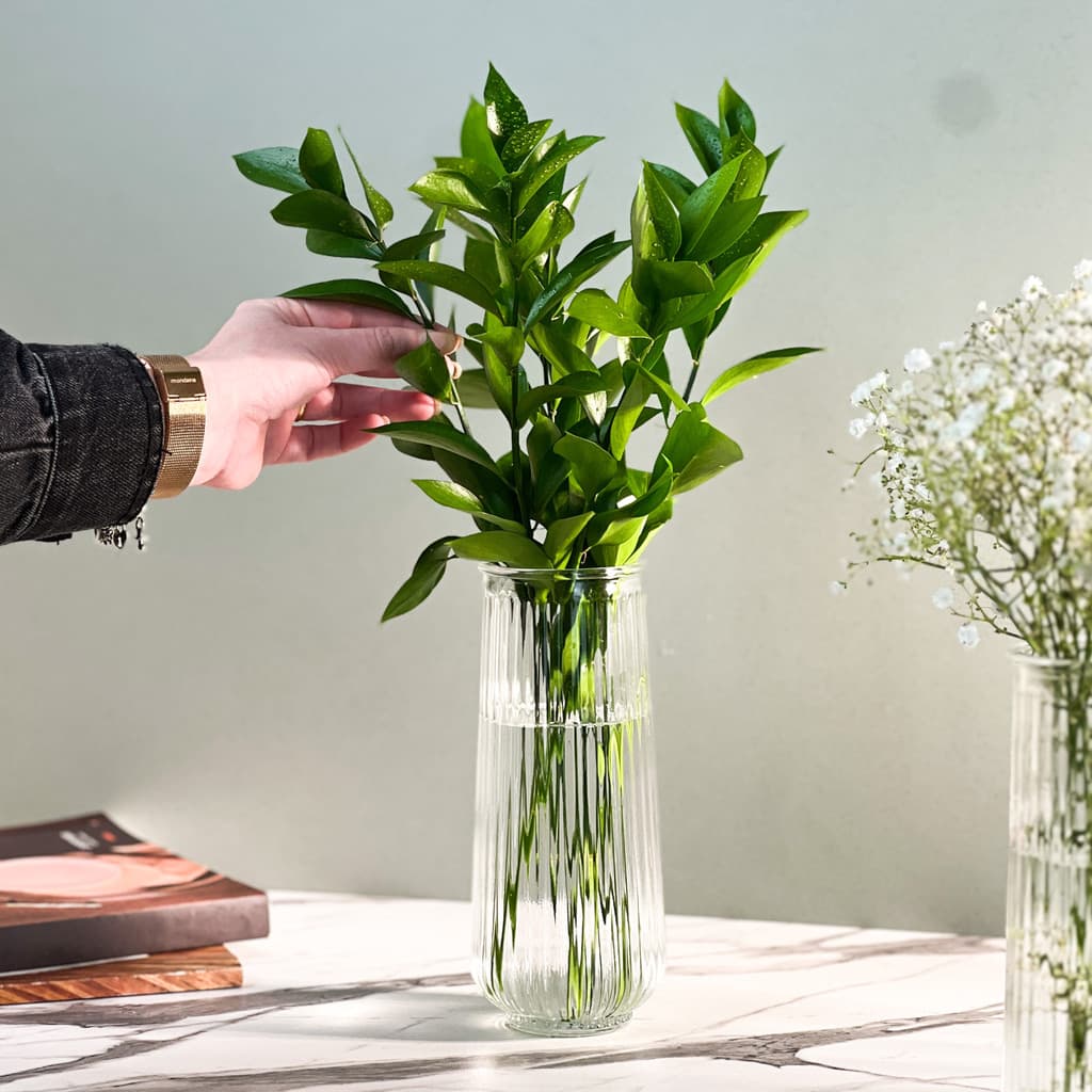 Vaso de Vidro Canelado Slim 20cm - 750ml