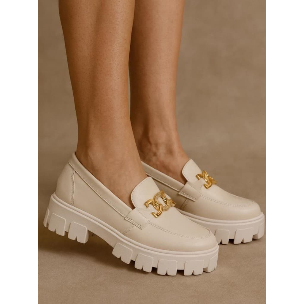 Mocassim Feminino Tratorado Com Metal Oxford Blogueira Plataforma Leve