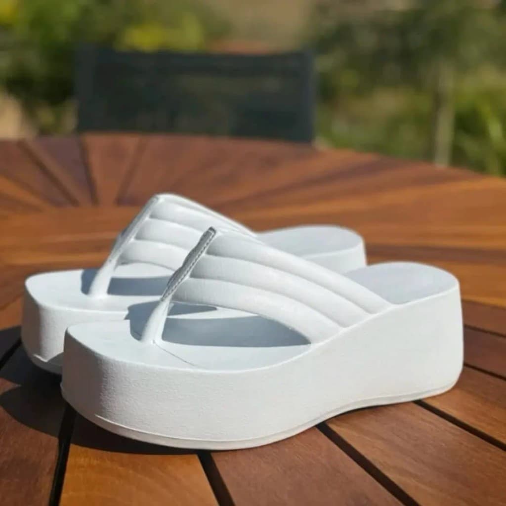 Chinelo Plataforma Feminino Delta Casual Tendência Do Momento Verão