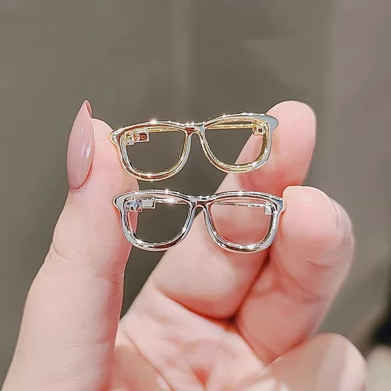 Bonito Japonês Coreano mini Broche De Óculos De metal Para Mulheres , Acessórios De Versáteis E Personalizados , Arco Cr