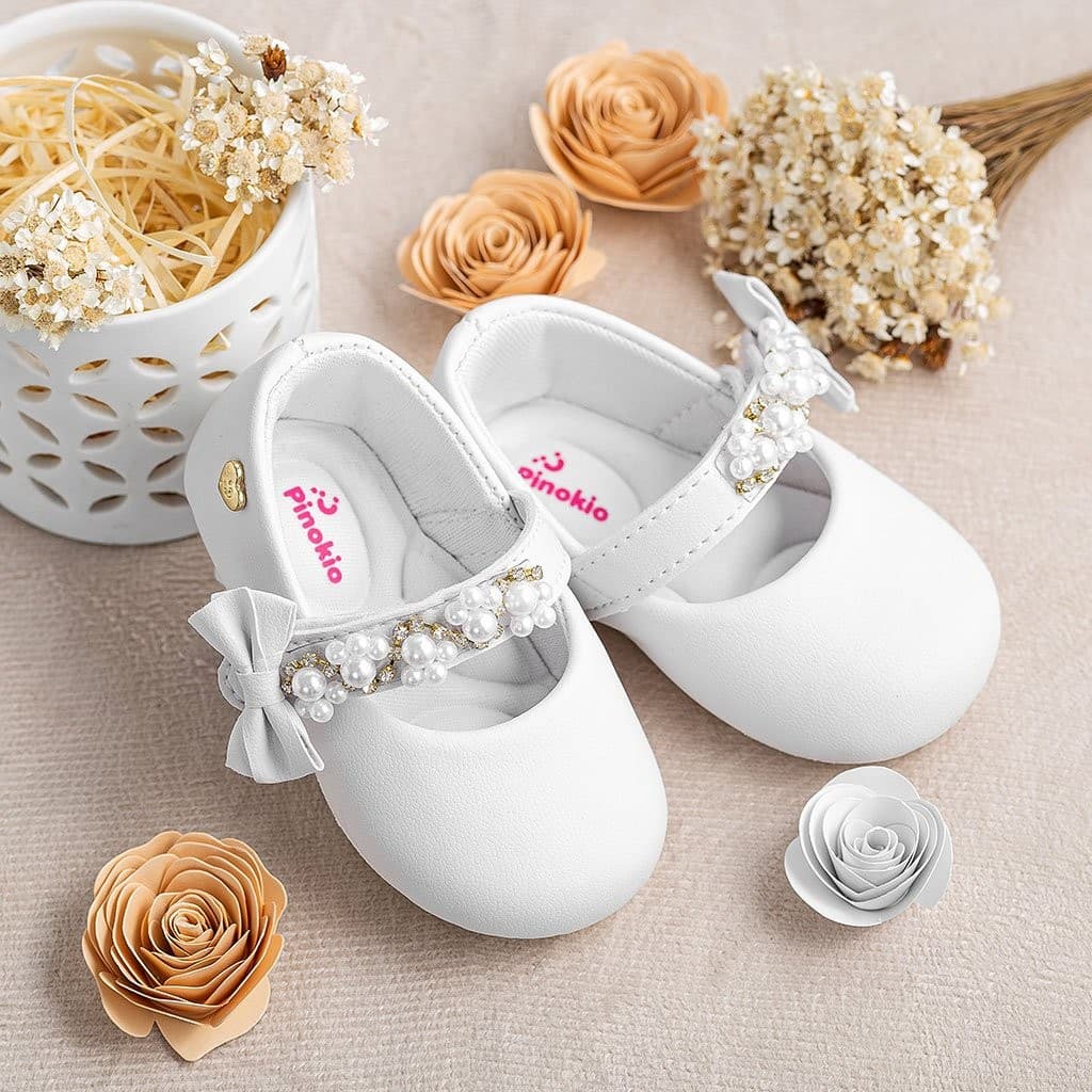 Sapatilha Bebê Menina Festa Batizado Com Pérolas Laço Branco Rosa Confortável Promoção Infantil