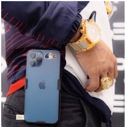 Suporte Cintura com Presilha Resistente para Aparelhos de Todos Celulares !