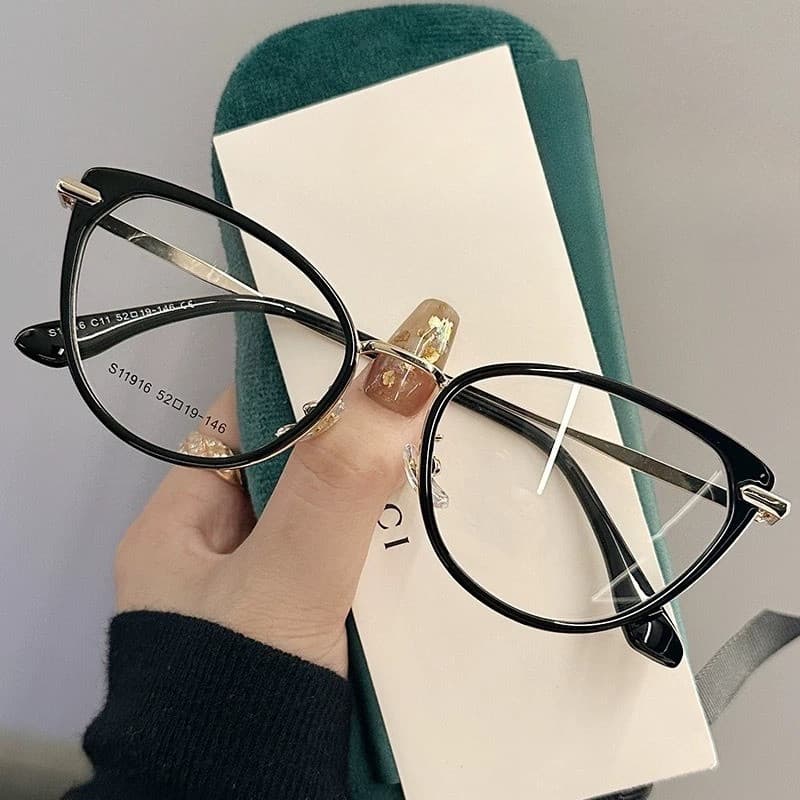 Europeu E Americano retro Olho De Gato Miopia Óculos Feminino Profissional Moda casual metal Planos Pequena Armação De A