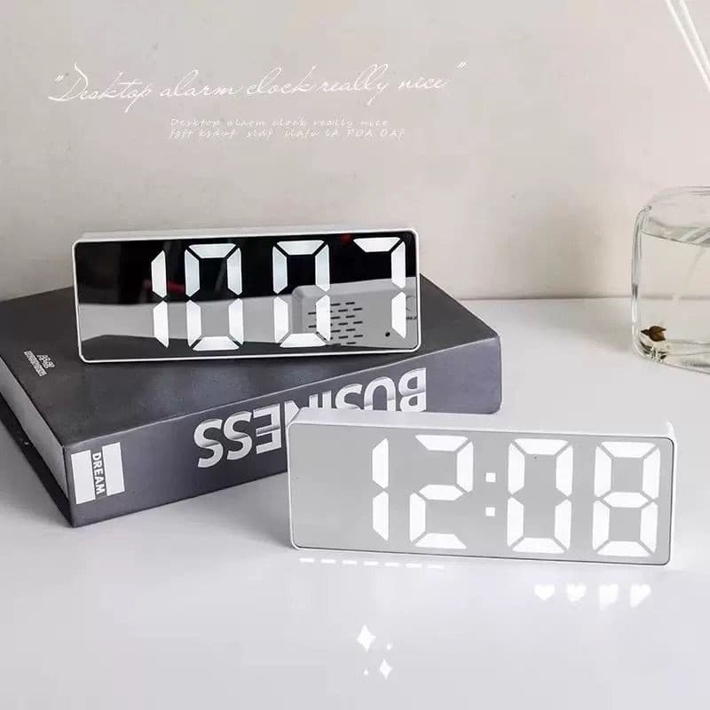 Relógio Despertador Digital De Mesa 16X2X6cm Alarme Temperatura  Pilha AAA Usb   Com Led loja canaa