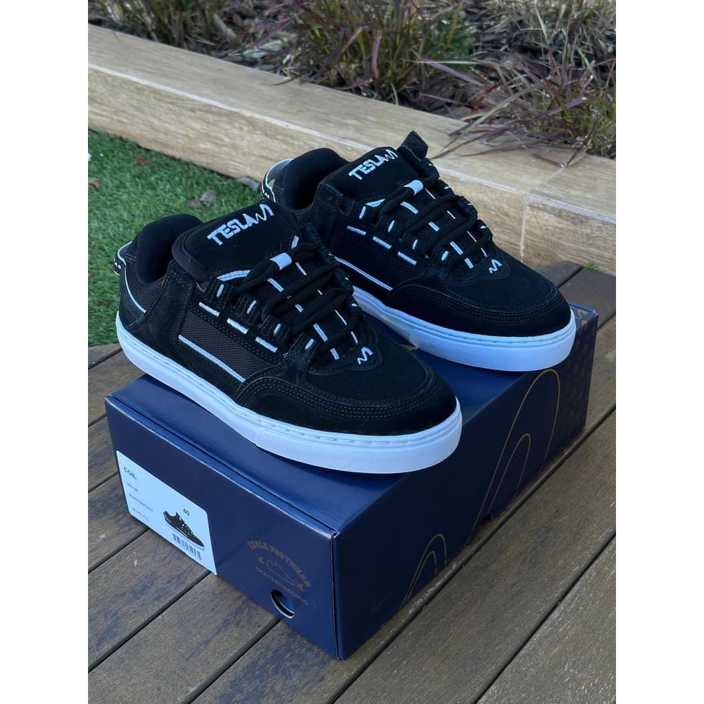 TÊNIS TESLA COIL - BLACK REFLECT