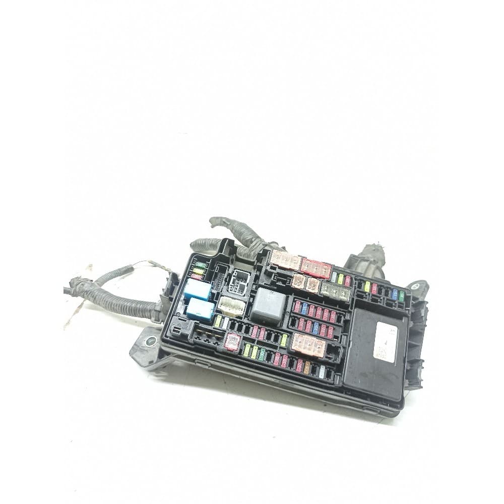 Caixa Fusiveis Toyota Prius 1.8 2017 2018 8264147050a