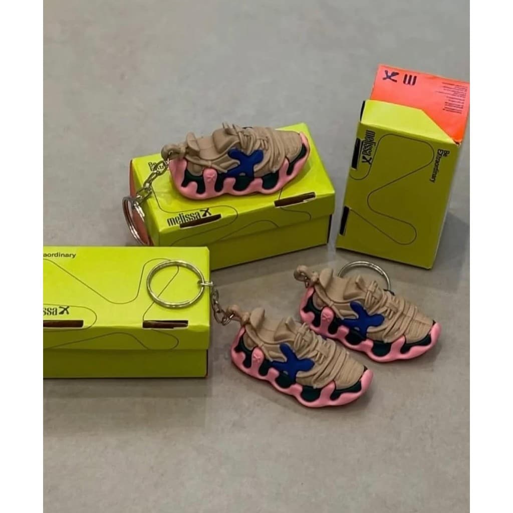 CHAVEIRO MELISSA  TENIS