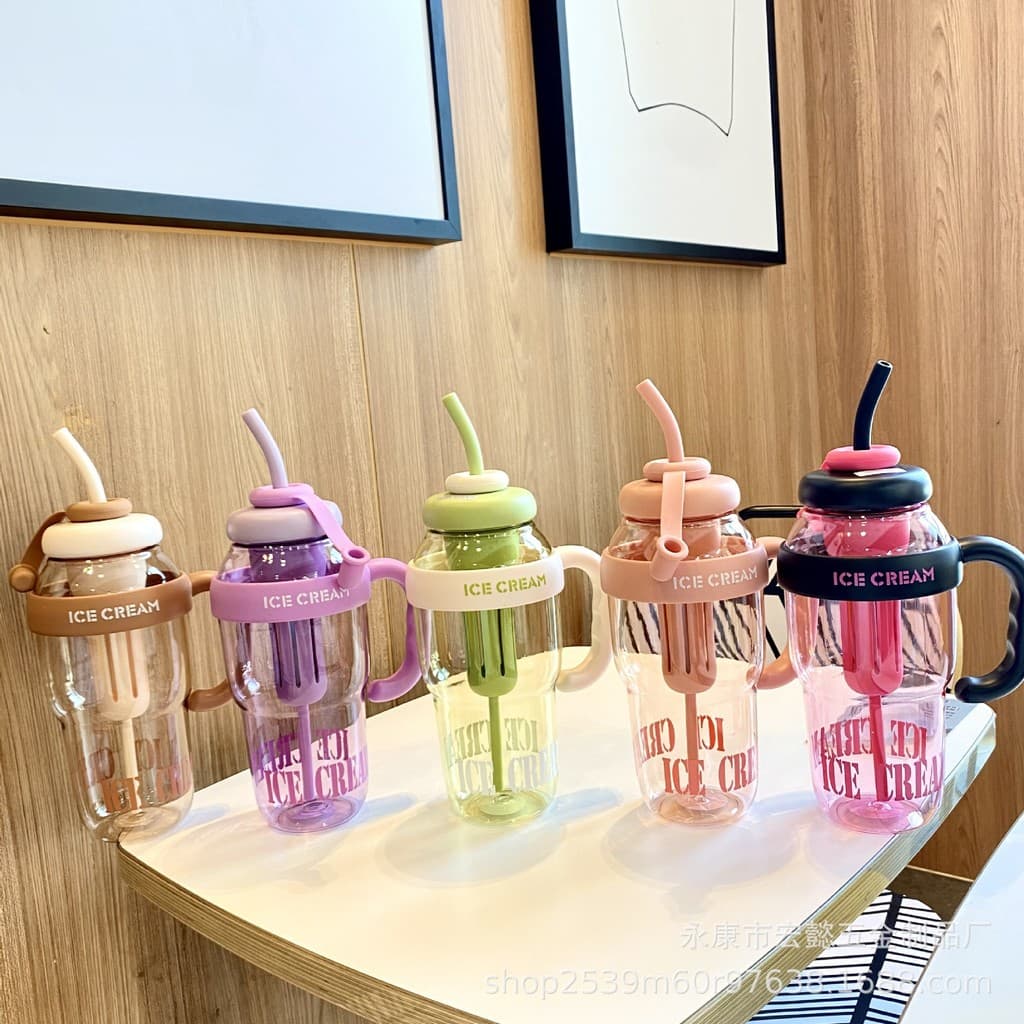 Garrafa de Água com Canudo de Silicone Grande com 1300ml Capacidade com Filtro Portátil Garrafinha de Plástico Canudinho