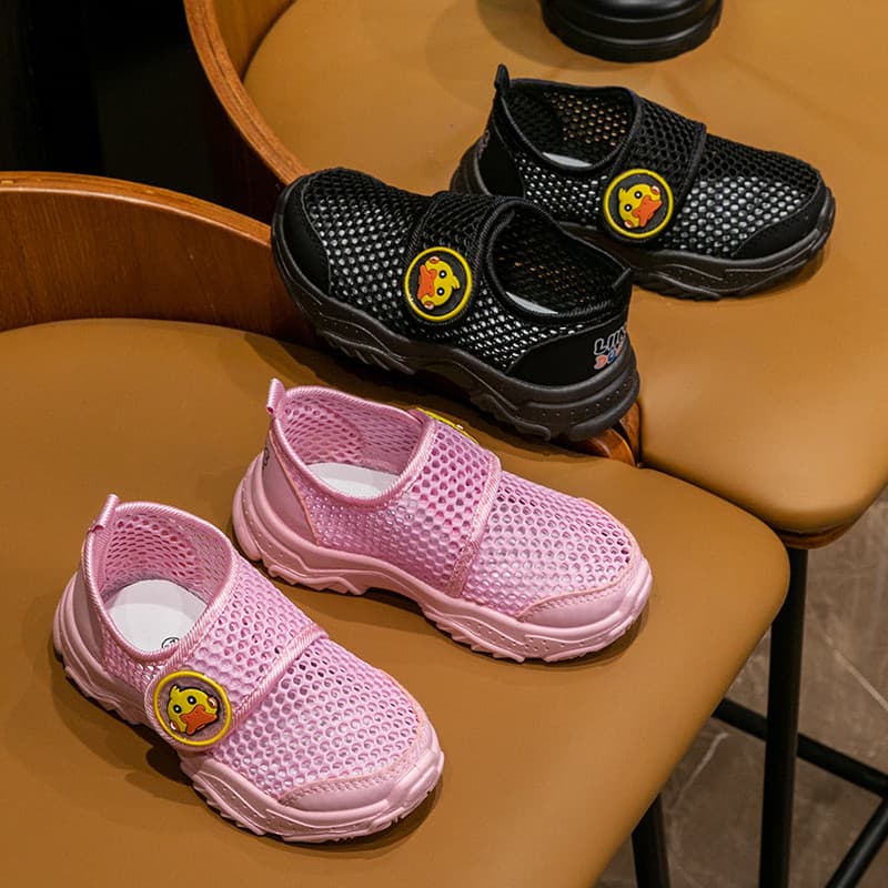 Primavera verão outono sapatos de malha respirável infantil, Design de malha antiderrapante, sola macia leve, sapatos re