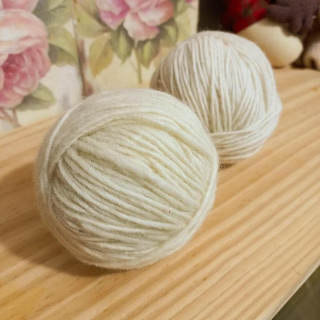 Fio de Lã Natural Corriedale  – Meada com 50 gramas - Ideal para Artesanato e Feltragem