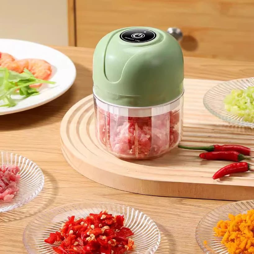 Mini Processador Elétrico de Alimentos Portátil Carne Vegetais Recarregável USB Bivolt 250ML