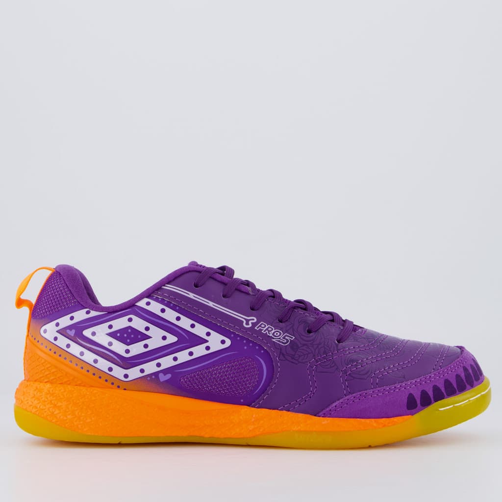 Chuteira Umbro Pro 5 Bump Día de Los Muertos Futsal Roxa
