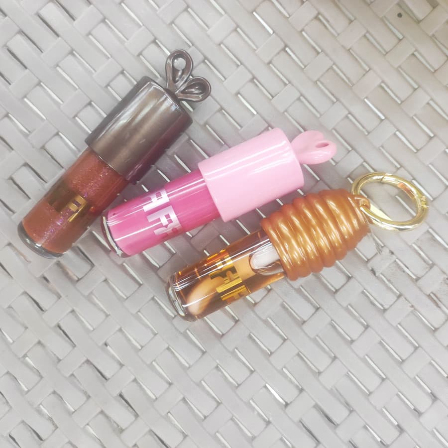 KIT  3 UNIDADES GLOSS LABIAL EM TRES TOM