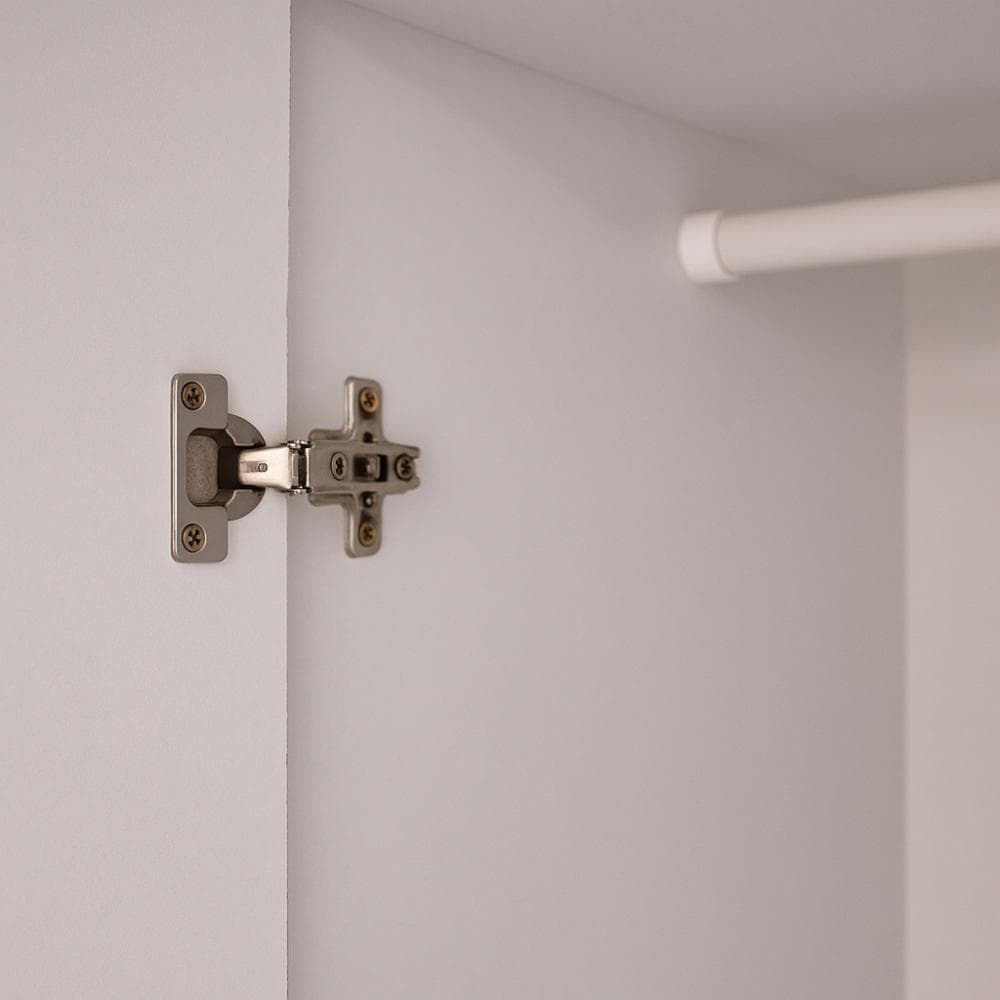 Guarda-Roupa Infantil Atalaia 2 Portas 2 Gavetas com 4 Prateleiras Externas