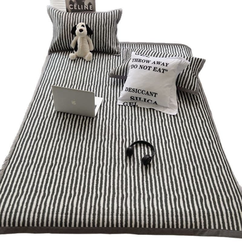 Tapete de seda gelada conjunto de três peças lavável dobrável ar condicionado tapete macio tapete macio de seda fresca