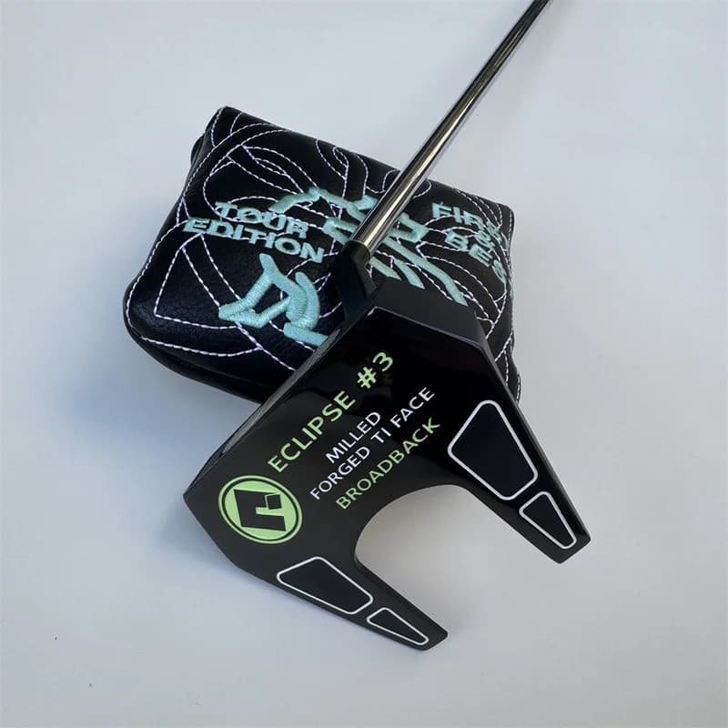 Novo Cosmo eagle Barbeador Golf Putter Estável Titânio Moagem Rosto Chifre