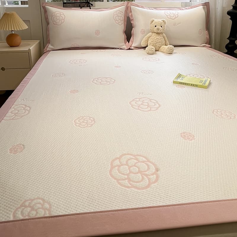 High-End classe A gelo seda legal esteira conjunto de três peças lençol estilo verão 2025 novo estilo máquina lavável ve