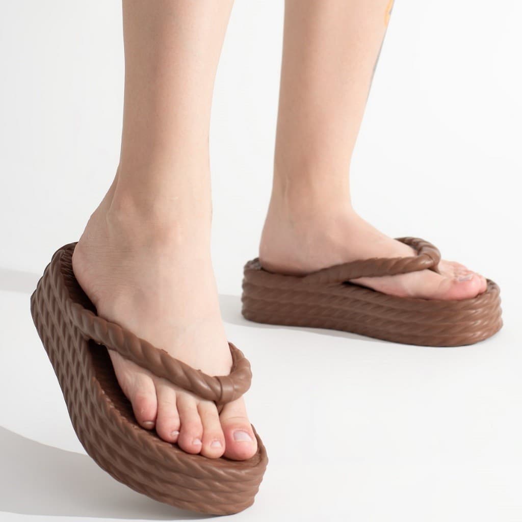 Chinelo Feminino Nuvem Cloud em EVA Solado 4 cm Muito Leve Macia Confortável