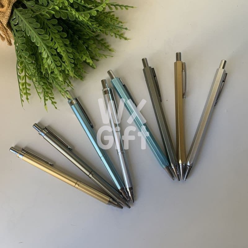 Lapiseira Corpo Redonda ou Hexagonal Metálica 0,7mm - Interponte / WX Gift