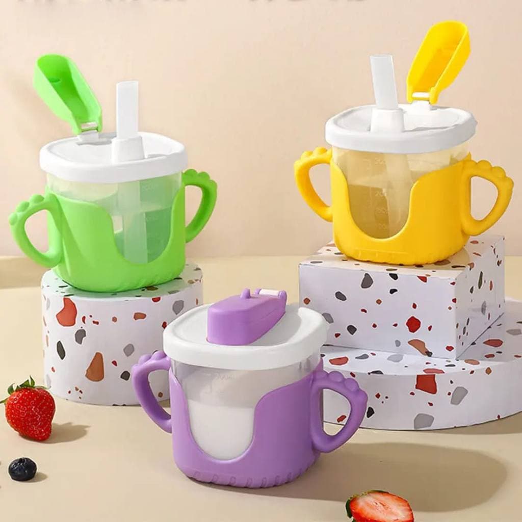 Copo Infantil com Canudo PP e Silicone com Alça Antiderrapante e Adesivos 300ml Antivazamento