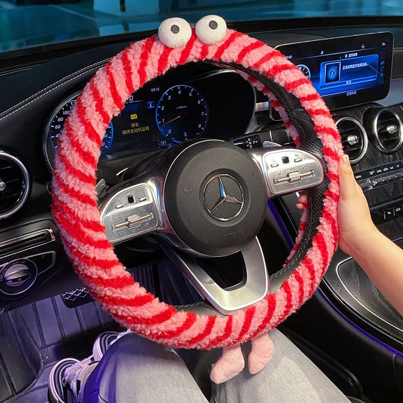 Capa de volante inverno pelúcia 2024 novo estilo monstro antiderrapante quente quatro estações Universal capa de alça de