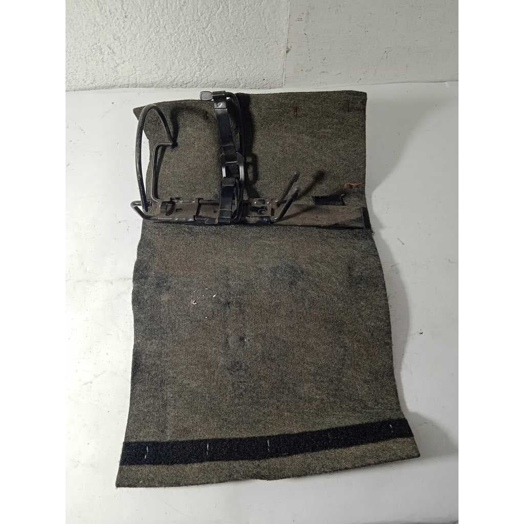 Suporte Do Extintor De Incêndio Nissan March 2012 Original 