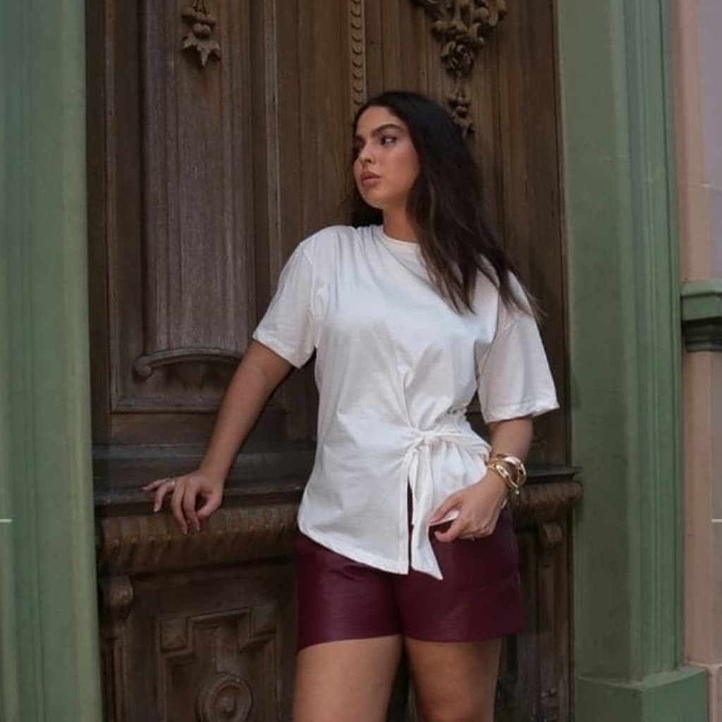 Blusa Feminina Manga Curta com Amarração Estilosa Casual em Algodão Verão