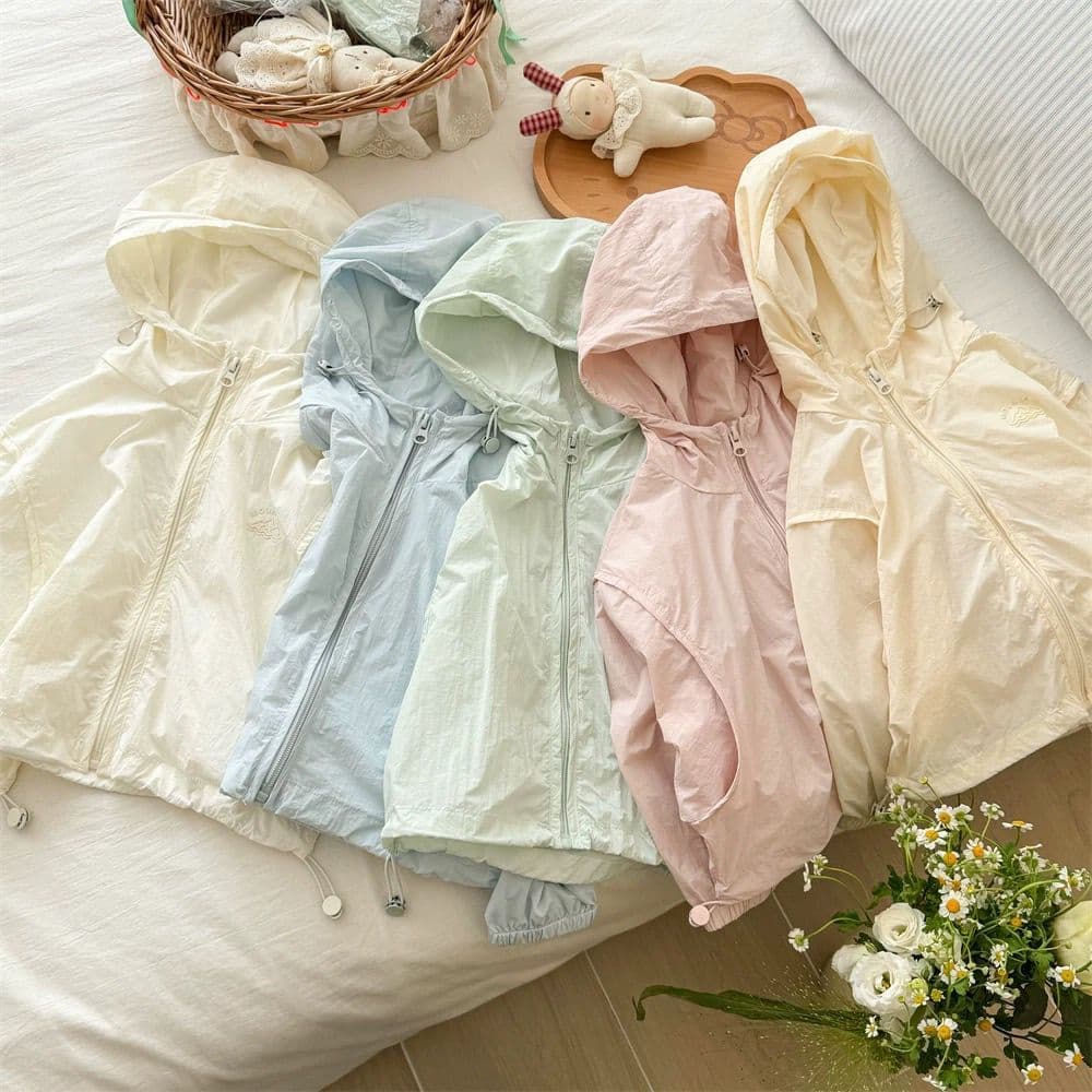 Versão coreana roupas para meninas verão casaco fino novo estilo infantil com capuz blusão menina cor sólida Cardigan to