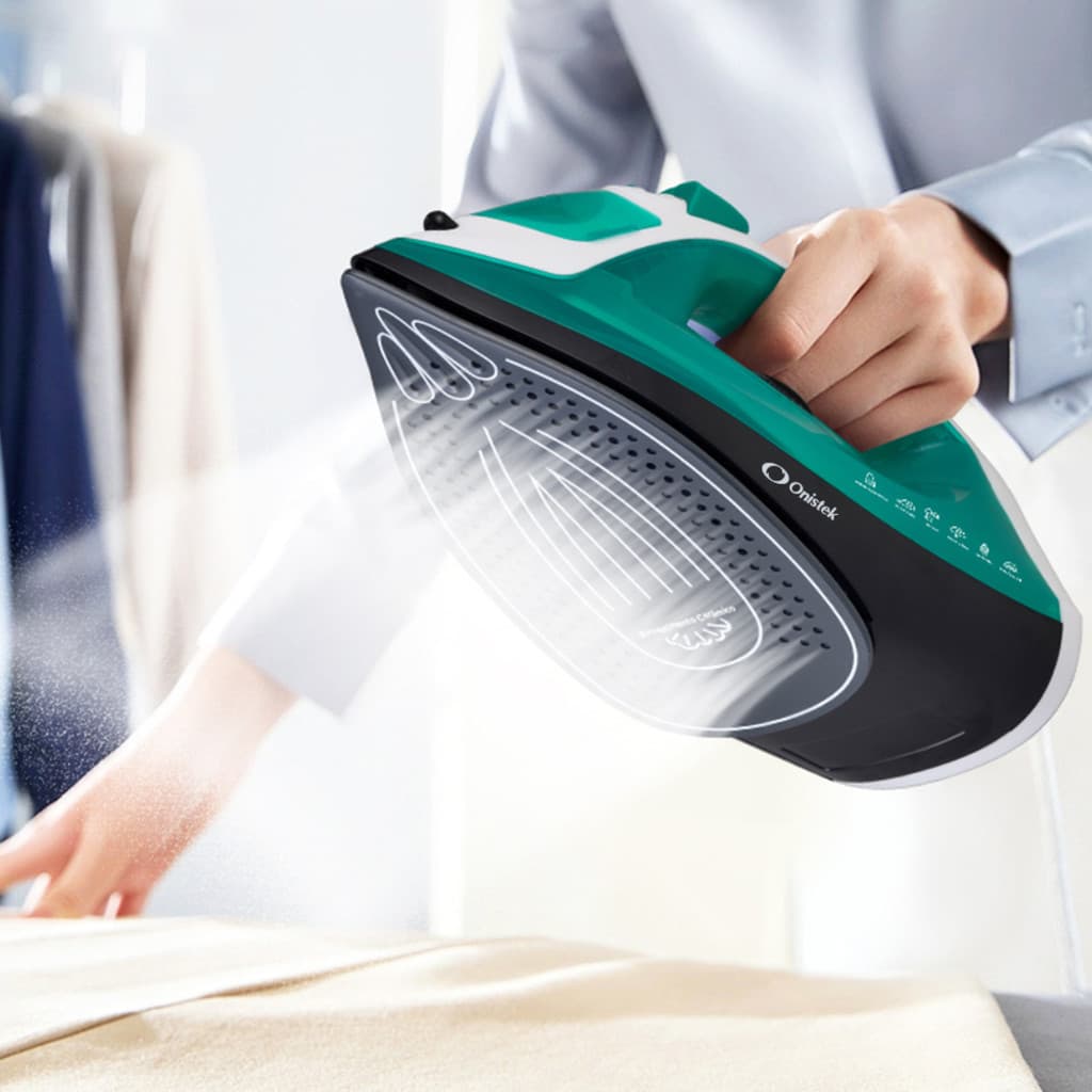 Ferro de Passar Roupa Vapor Forte Reservatório de Água 240ml 110V 220V ON-PR907