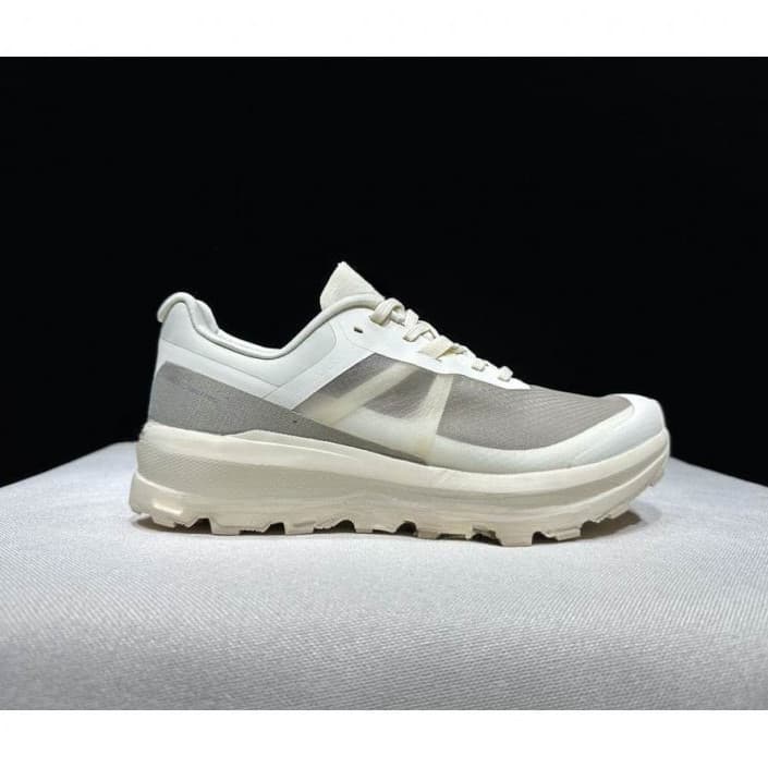 Tênis de corrida de casal respirável de malha externa leve JLYD