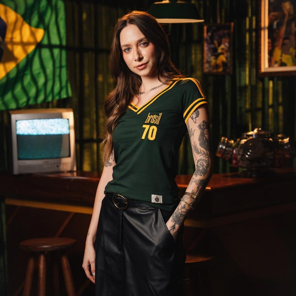 Camisa Brasil Retrô Treino Pelé 1970 Feminina