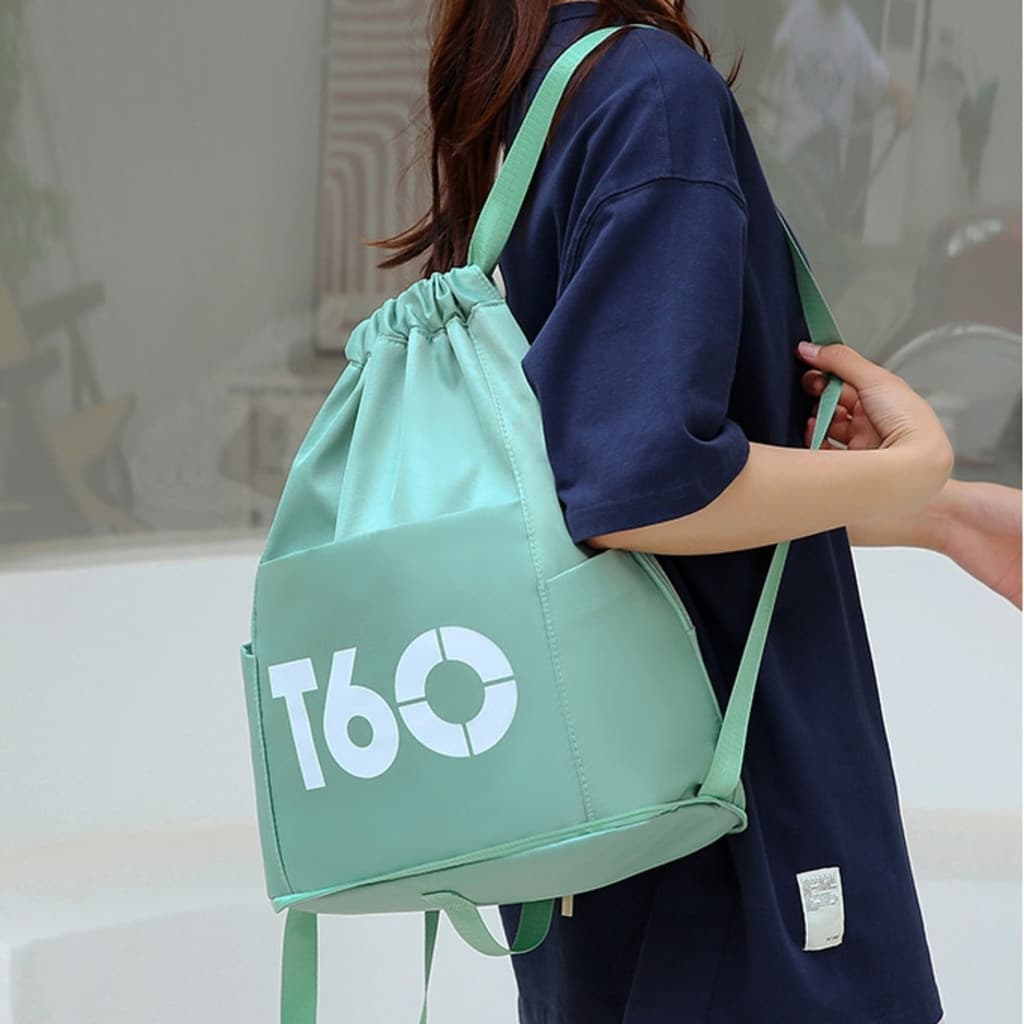 Bolsa Mochila Saco Esportiva Impermeável e Reforçada Grande Ideal para Academia e Bolsa para guardar futebol