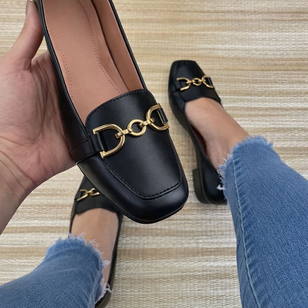Sapatilha feminina mocassim Bico Quadrado social com Detalhes em BRIDÃO