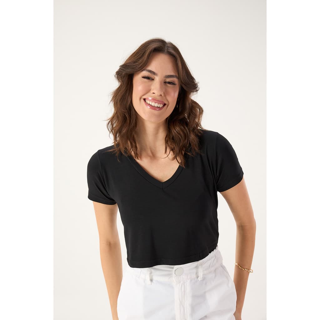 BLUSA DE AMAMENTAÇÃO GOLA V PRETA