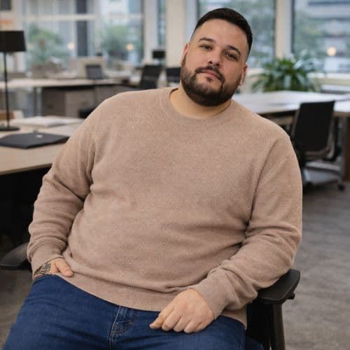 Suéter Masculino Plus Size Gola Redonda Manga Longa Em Tricô Rajado TAMANHO G1