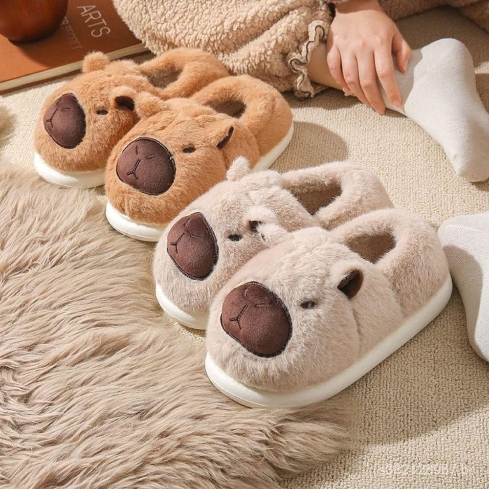 Pantufa Capivara Pelúcia Confortável Infantil Antiderrapante Sola Grossa Cano Médio Chinelo Inverno Frio