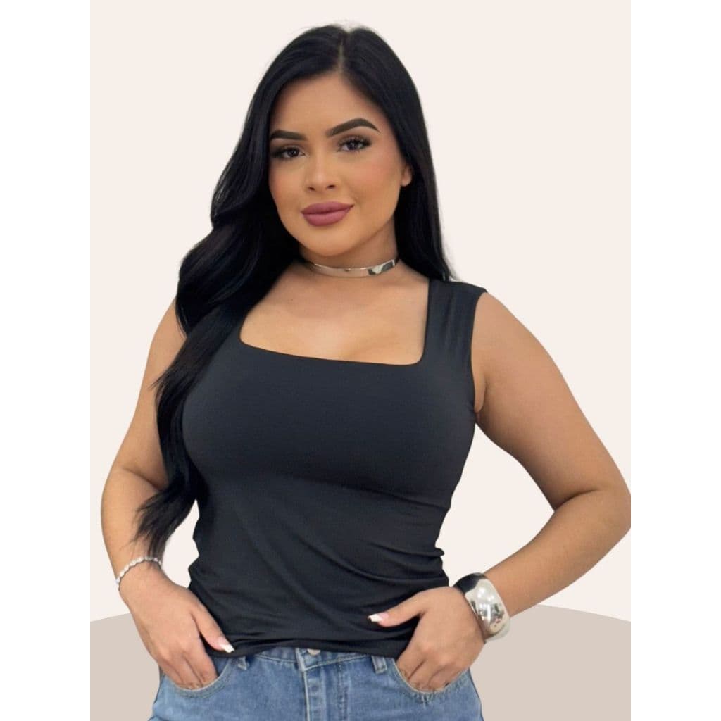 Regata Feminina de Suplex Modelagem Justa Lisa Confortável Ideal Para Looks Casuais e Fitness