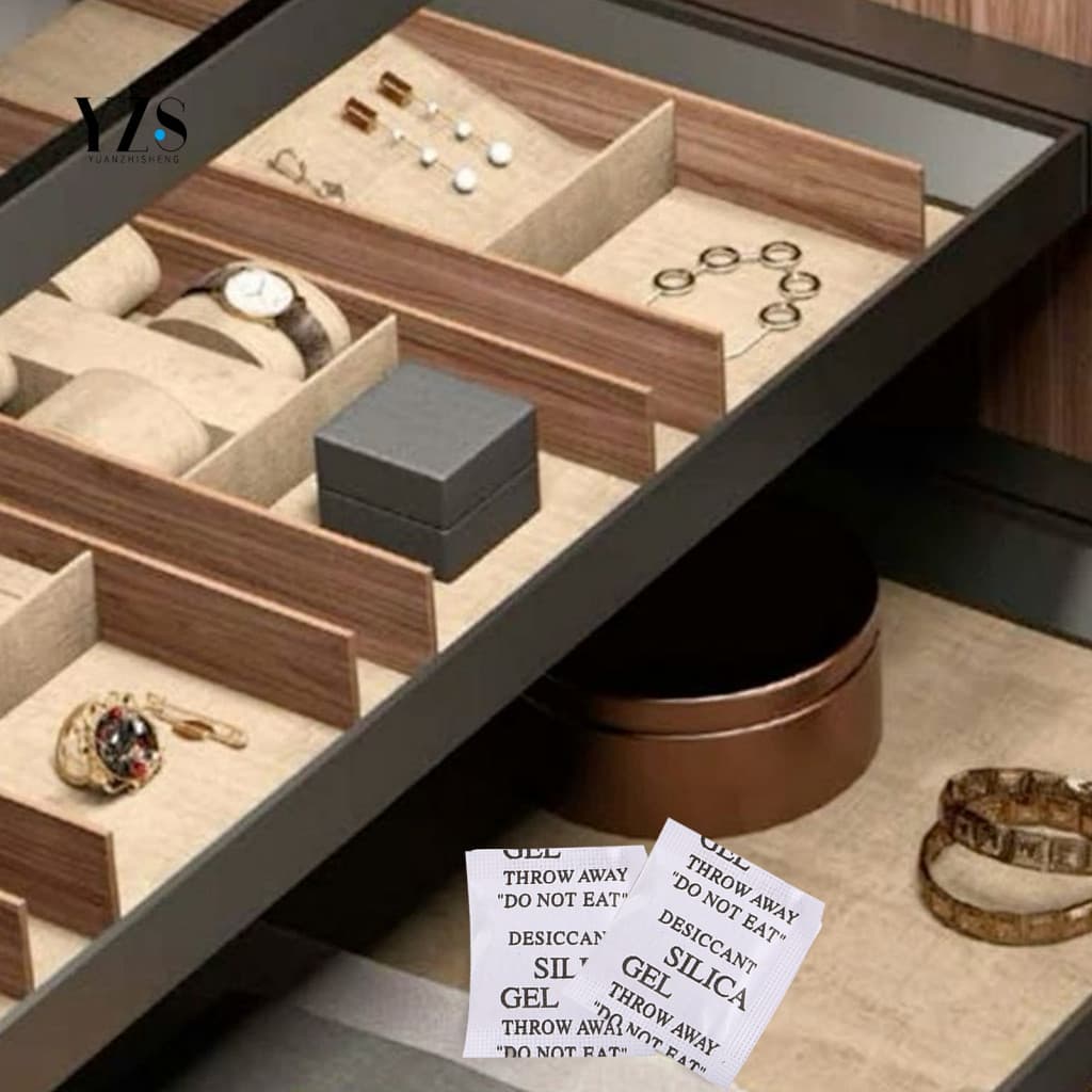 Dry Silica Gel Packs 100pcs Packets 1/2g Moisture Absorbers for Electronics Jewelry Cameras Clothes Books Precision Inst